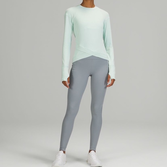 Lululemon close to crossing long sleeve *Rulu Size 2 Delicate Mint NWT - Picture 2 of 3